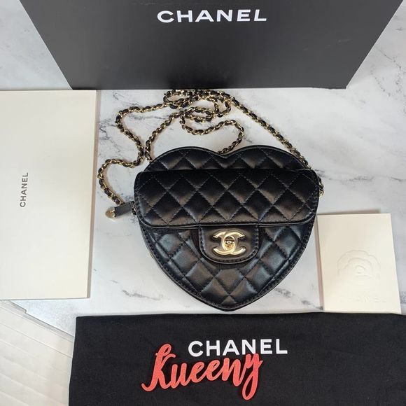 ❌❌  Authentic CHANEL 22S Heart Bag large CC black Lambskin Leather Crossbody - Picture 4 of 16